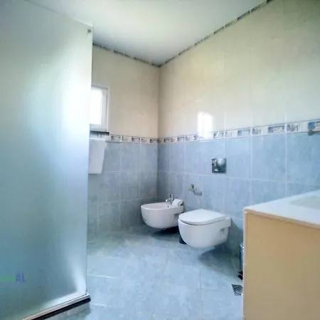 Nyaraló Yohanna's *