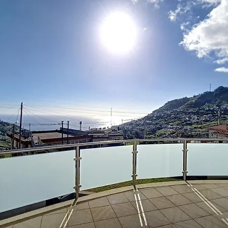 Дом отдыха Yohanna's *