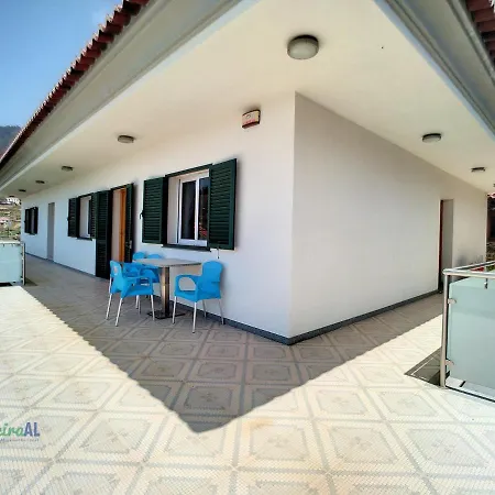 Holiday home Yohanna's Campanario